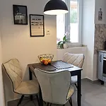 Sara Apartament *
